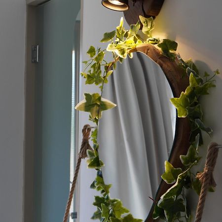 Elia Luxury Rooms Areopoli Exteriör bild