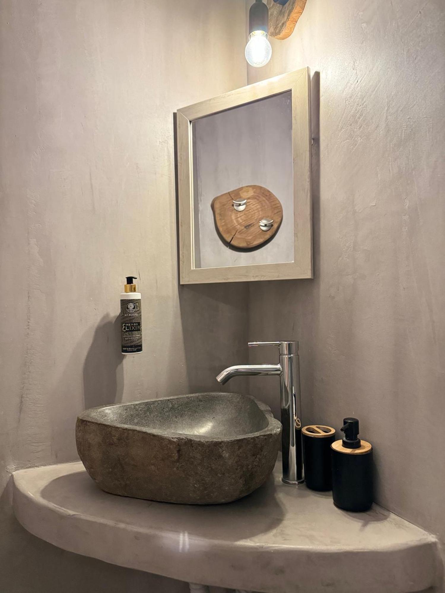Elia Luxury Rooms Areopoli Exteriör bild